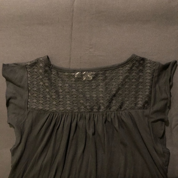 GAP- LACE AND COTTON TEE - Picture 5 of 8